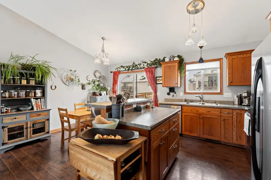 6207 Hillsboro Drive Nw, Rochester, MN 55901 - Image #3