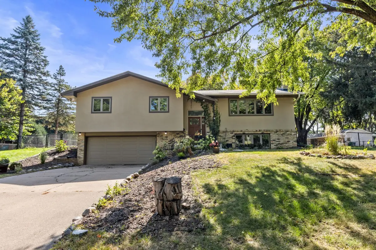 7155 Duluth Street, Golden Valley, MN 55427 - Image #1