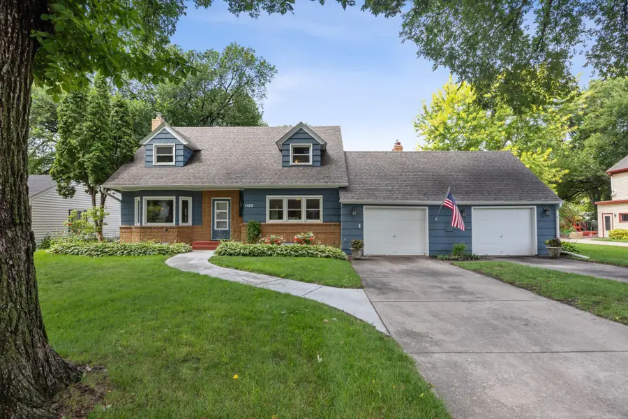 1120 Broadway N, Fargo, ND 58102 - #3