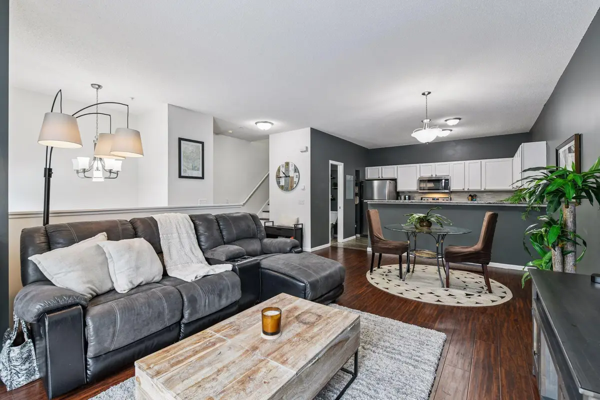 642 Willoughby Way W, Minnetonka, MN 55305 - Image #1