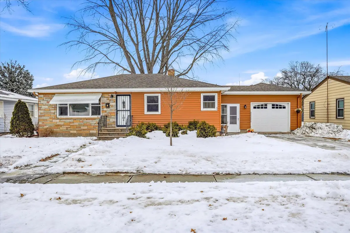 1044 27th Avenue N, Saint Cloud, MN 56303 - #1