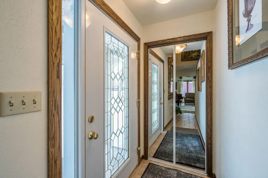 211 Tanglewood Lane, Blue Earth, MN 56013 - Image #2