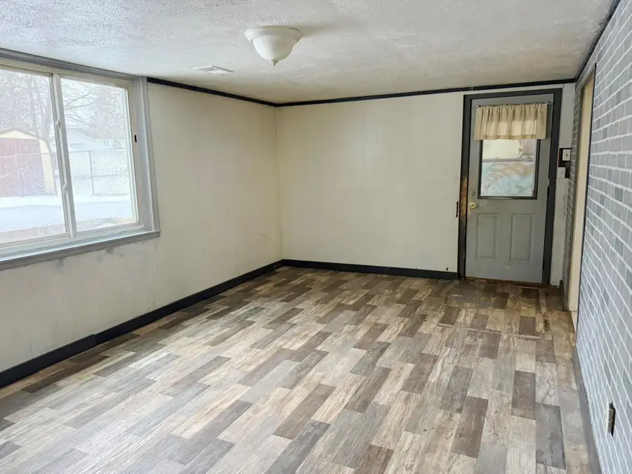 103 Bullis Street, Kenyon, MN 55946 - Image #2