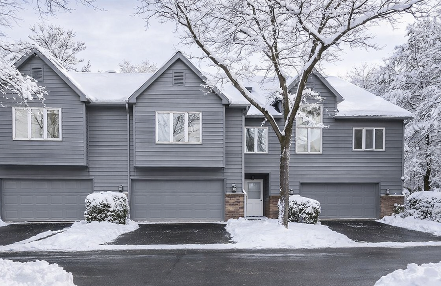 2260 Sherwood Court, Minnetonka, MN 55305 - Image #2