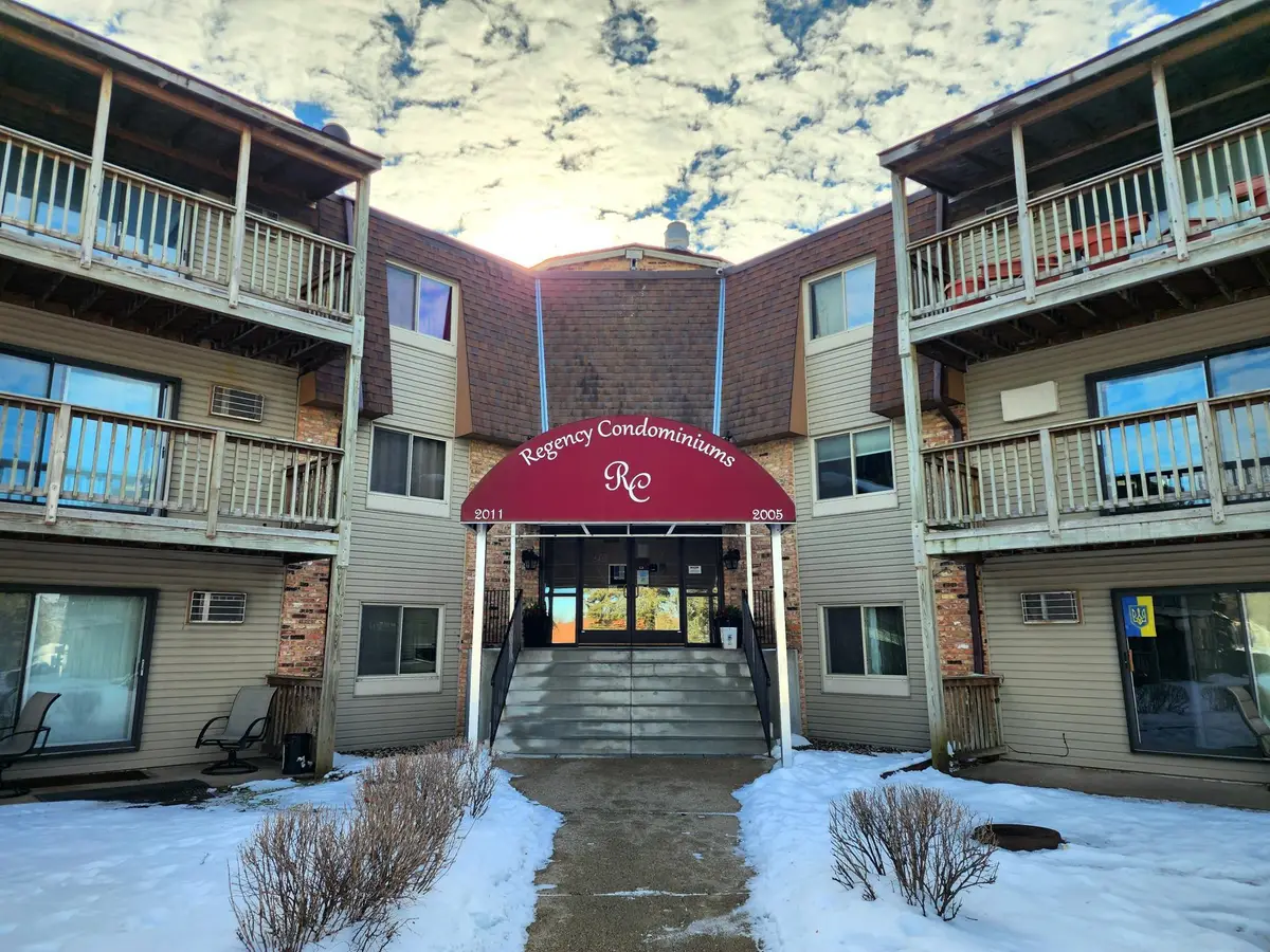 2005 122nd #A14, Burnsville, MN 55337 - #1