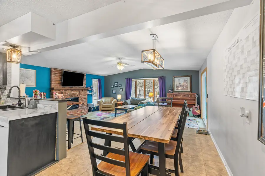 6996 Hickory Drive Ne, Fridley, MN 55432 - #3