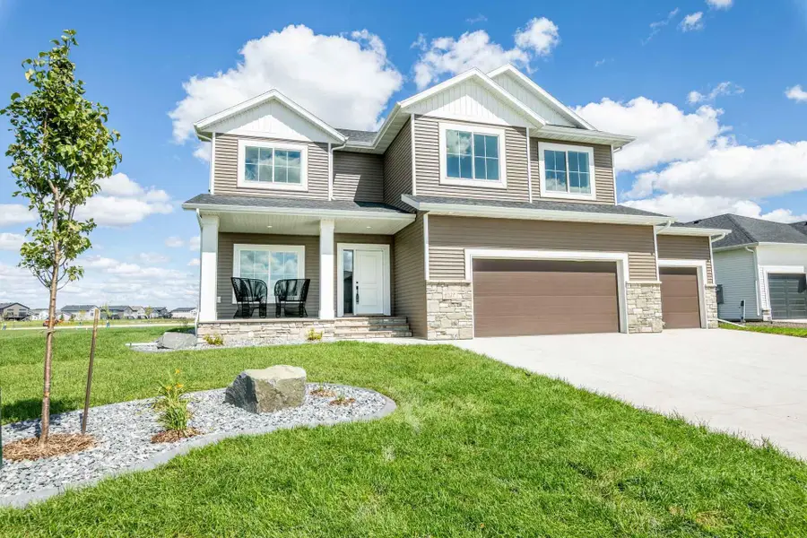 8327 59 Street S, Horace, ND 58047 - #2