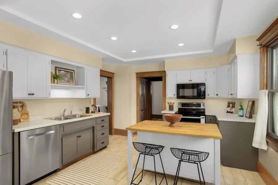 440 Hamline Avenue S, Saint Paul, MN 55105 - #2