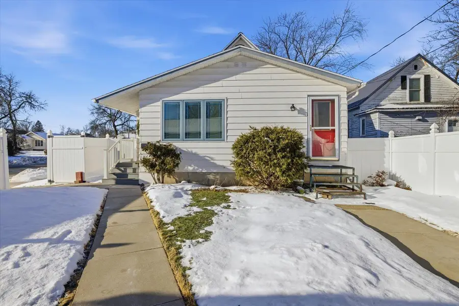 2418 4th Ave E, Hibbing, MN 55746 - #3