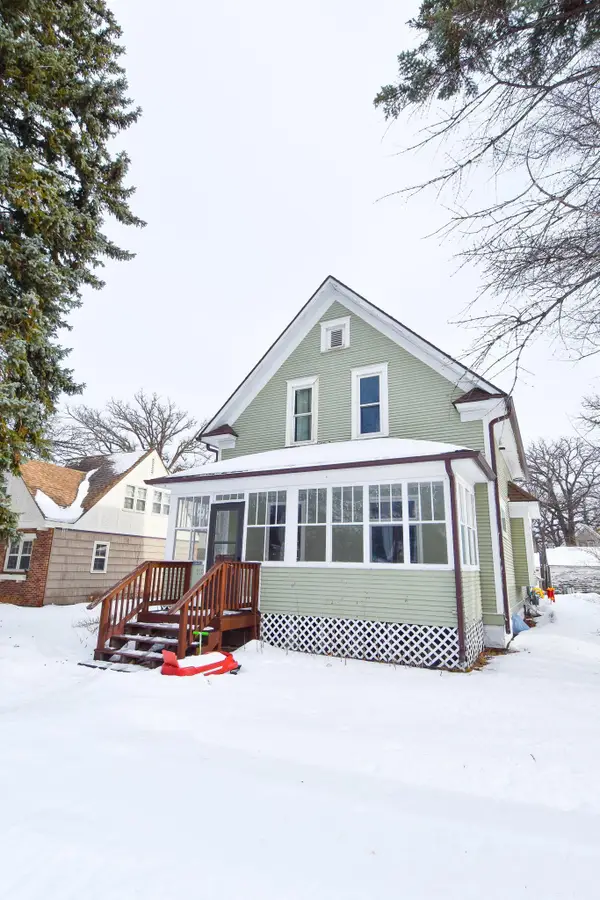 310 Kendall Avenue N, Thief River Falls, MN 56701