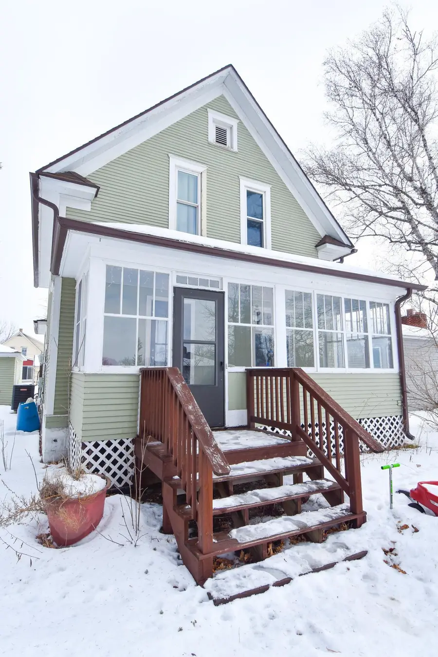 310 Kendall Avenue N, Thief River Falls, MN 56701 - #2