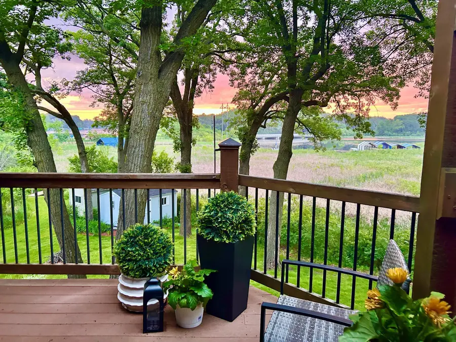 19900 Cottagewood Road, Deephaven, MN 55331 - Image #2