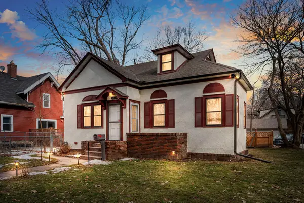 1110 Thomas Avenue N, Minneapolis, MN 55411