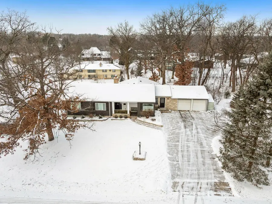 115 Ardmore Drive, Golden Valley, MN 55422 - Image #2