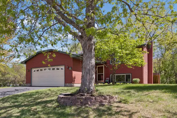 18869 Dodge Street Nw, Elk River, MN 55330