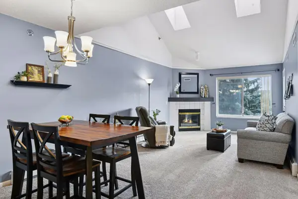 7540 Edinborough Way #1303, Edina, MN 55435