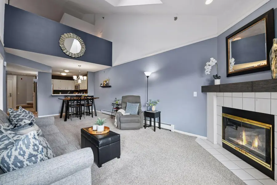 7540 Edinborough Way #1303, Edina, MN 55435 - Image #2