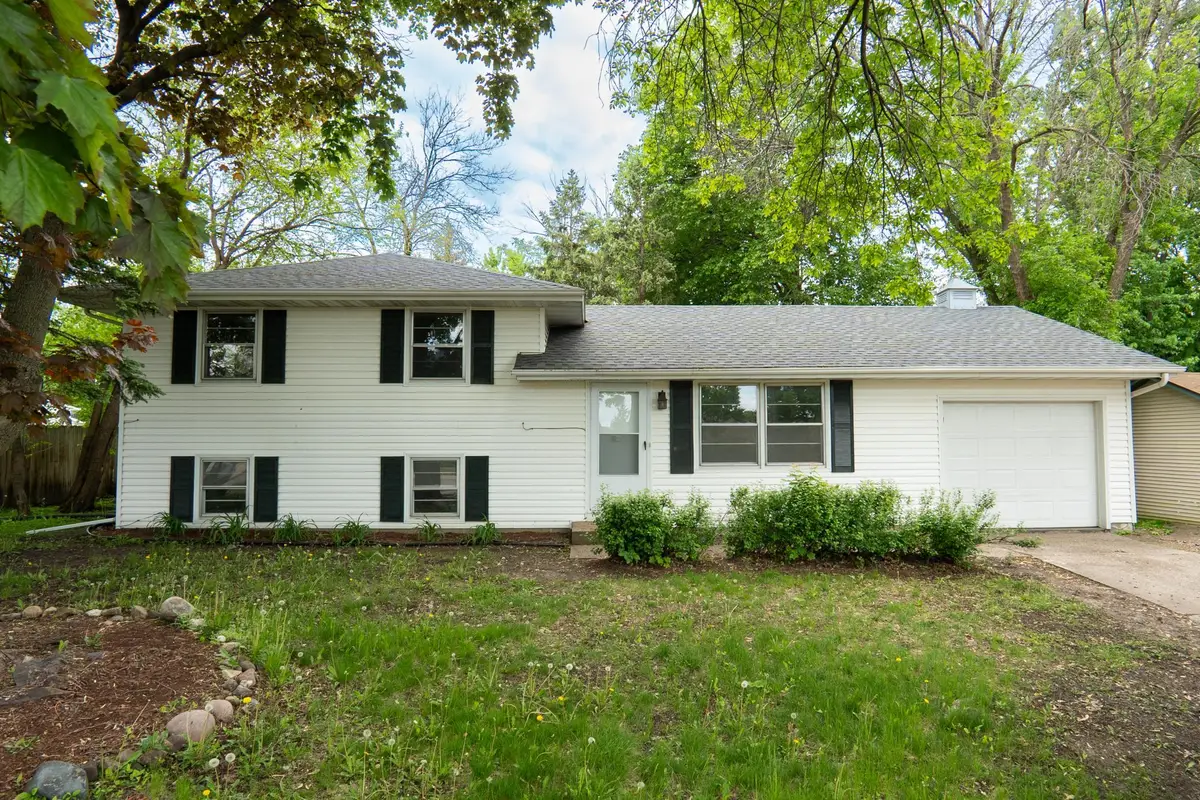 8011 80th Street S, Cottage Grove, MN 55016 - Image #1