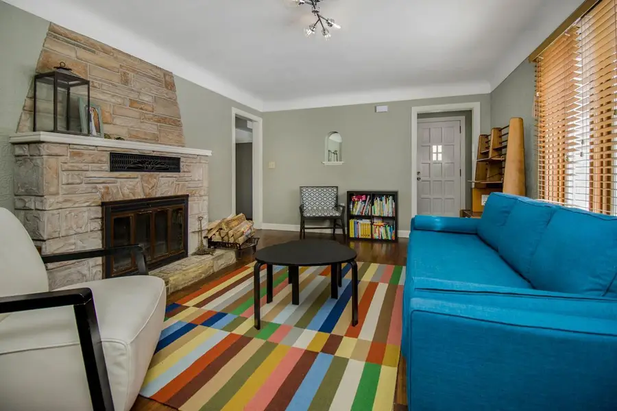 2414 W Old Shakopee Road, Bloomington, MN 55431 - Image #2