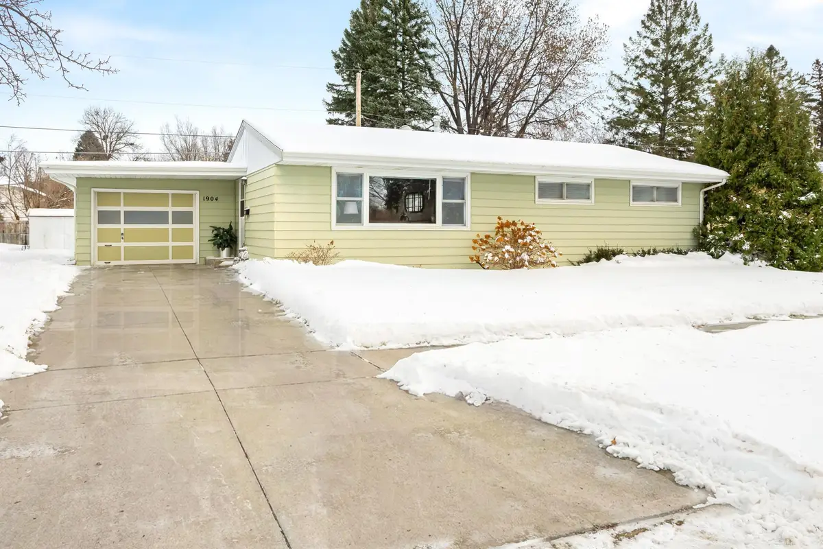 1904 4th Street S, Moorhead, MN 56560 - #1