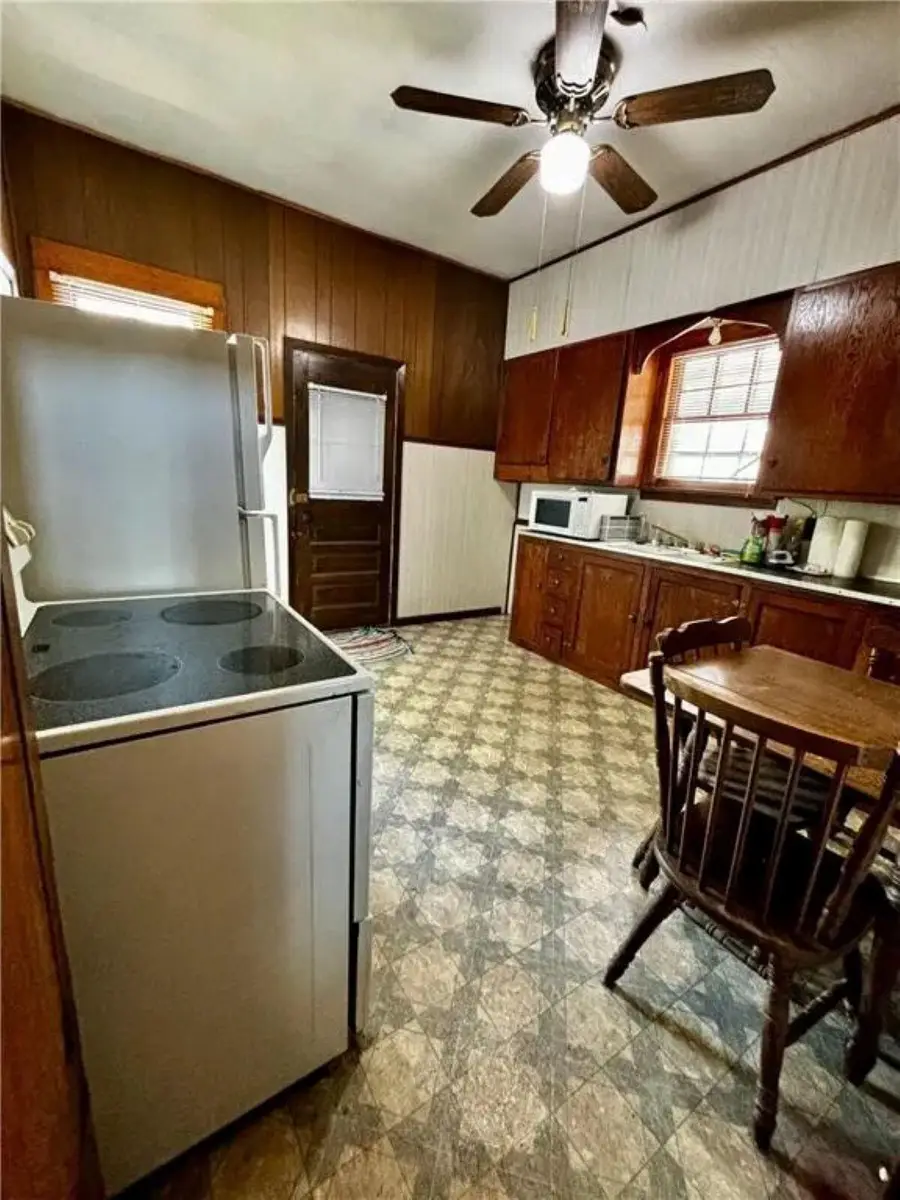 504 3rd Avenue Se, Pipestone, MN 56164 - Image #2