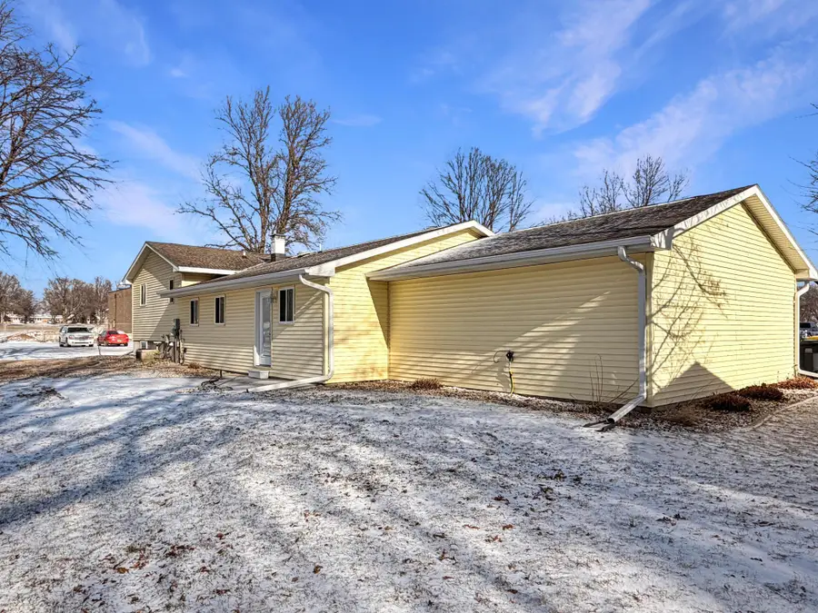 601 5th Avenue W, Edgerton, MN 56128 - #3