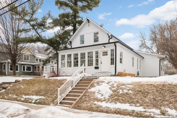 516 Laurel Street W, Stillwater, MN 55082