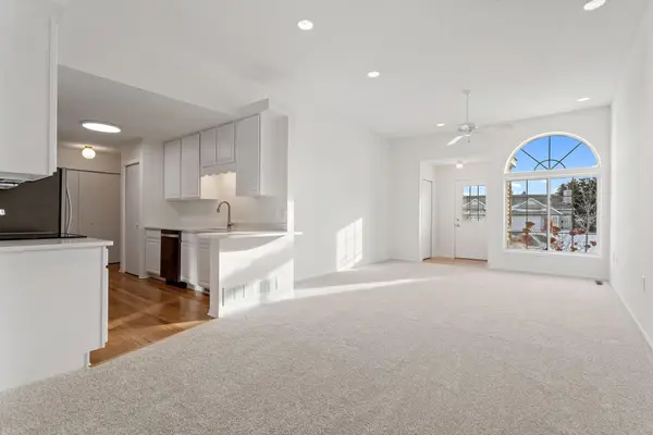 7854 Taylor Street Ne, Spring Lake Park, MN 55432