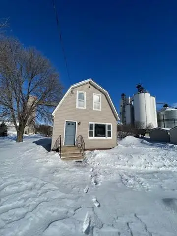 261 State Street, Jackson, MN 56143