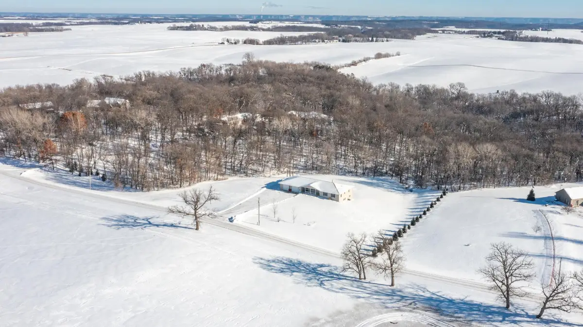 57618 205th Avenue, Plainview, MN 55964 - Image #1