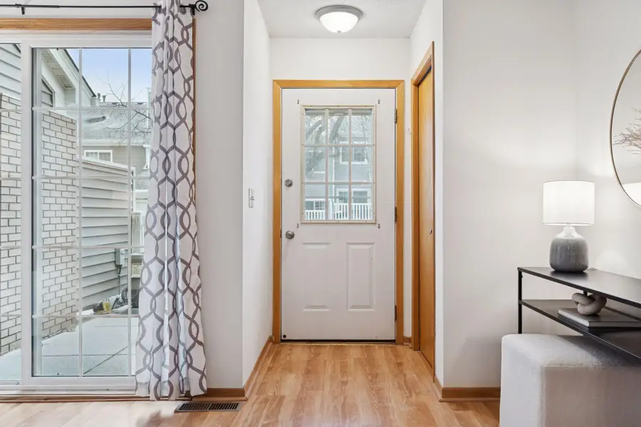 8404 Copperfield Way #101, Inver Grove Heights, MN 55076 - #3