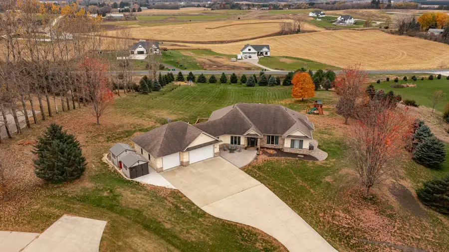 8594 Gossman Lane Nw, Rochester, MN 55901 - Image #2