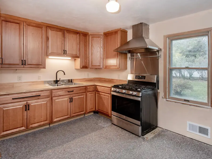 171 Downs Avenue, Maplewood, MN 55117 - Image #2