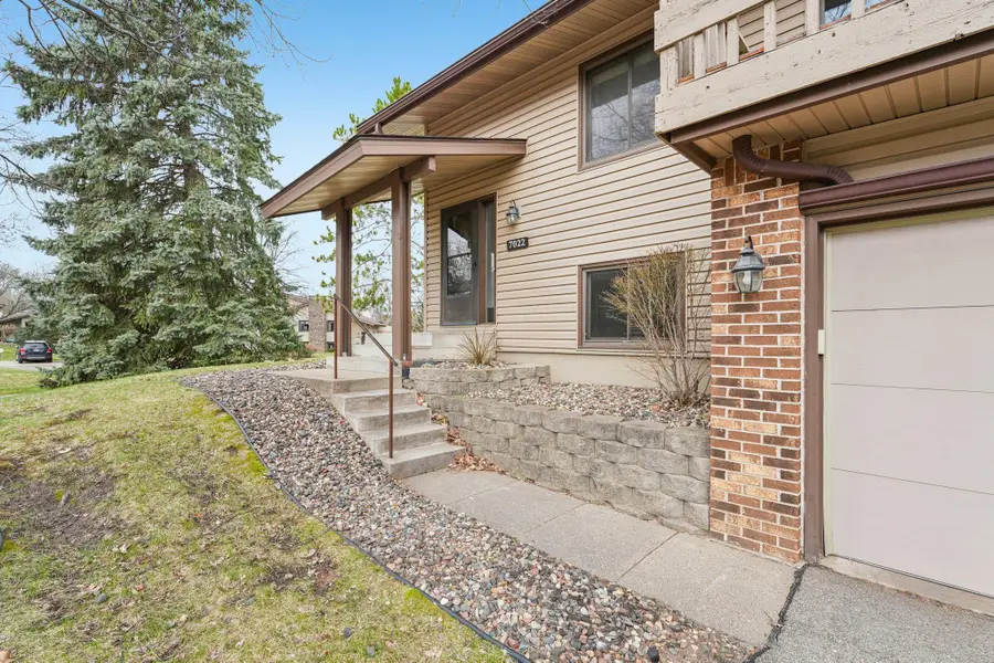 7022 W 113th Street, Bloomington, MN 55438 - #3