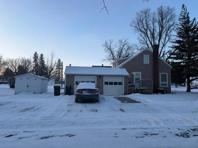 420 3rd Avenue Nw, Spring Grove, MN 55974 - #1