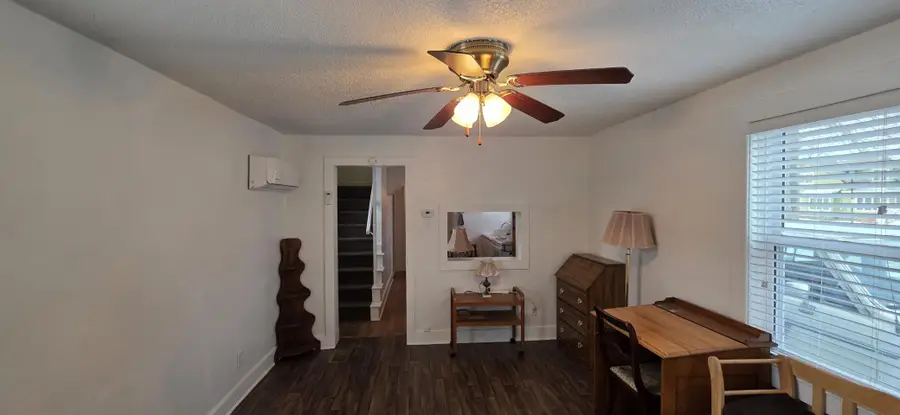 438 5th Avenue Nw, Valley City, ND 58072 - #3