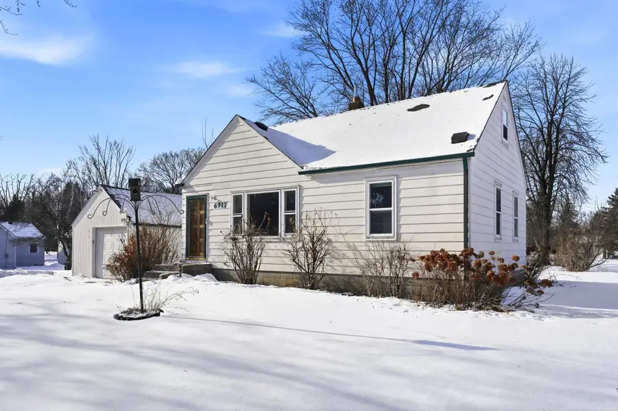 6917 Sunrise Drive, Circle Pines, MN 55014 - Image #2