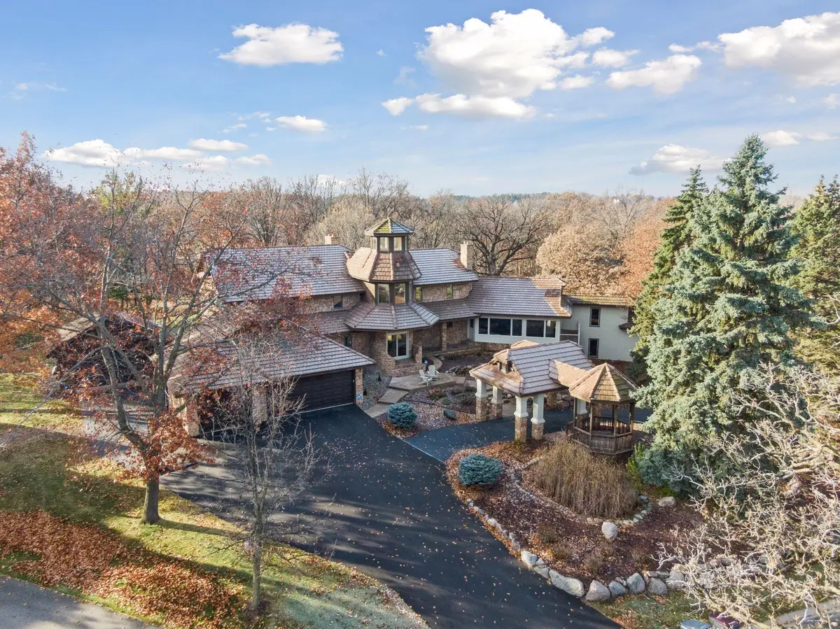 1063 Langston Court, Shakopee, MN 55379 - #1