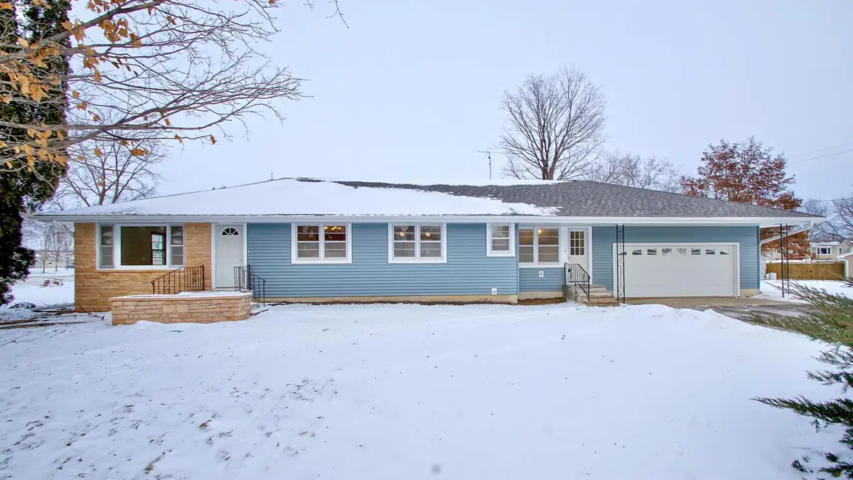 124 Cedar Street Se, Mazeppa, MN 55956 - Image #1