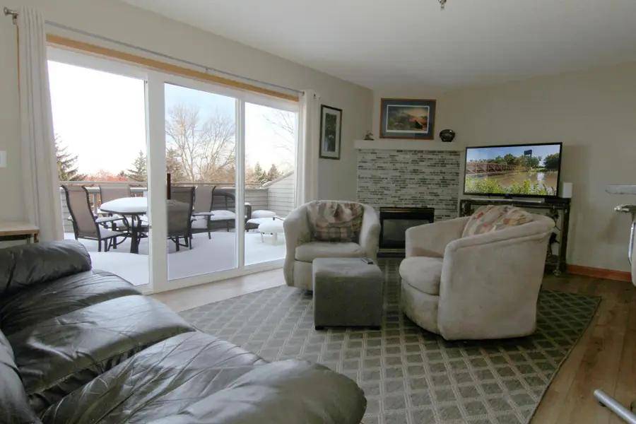 7337 Bond Way #18, Inver Grove Heights, MN 55076 - #2