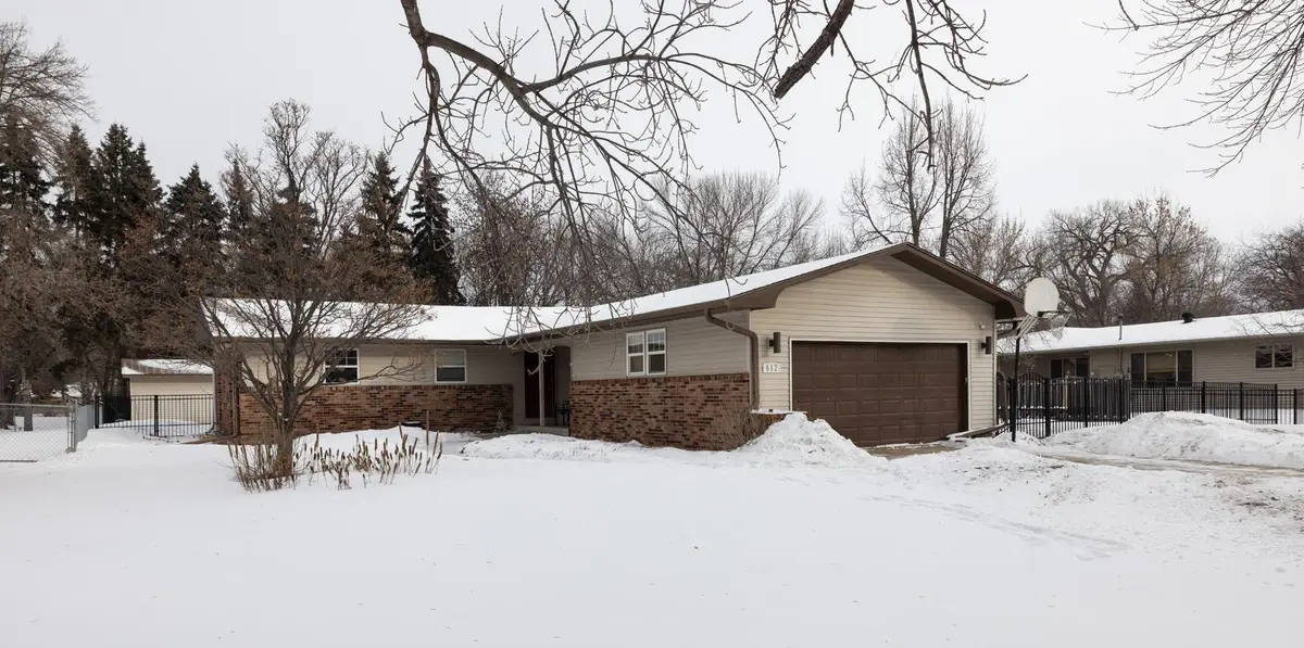 612 7th Avenue W, West Fargo, ND 58078 - Image #1