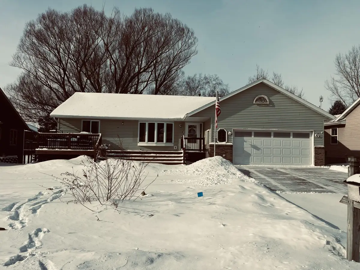 370 7th Street Sw, Plainview, MN 55964 - Image #1