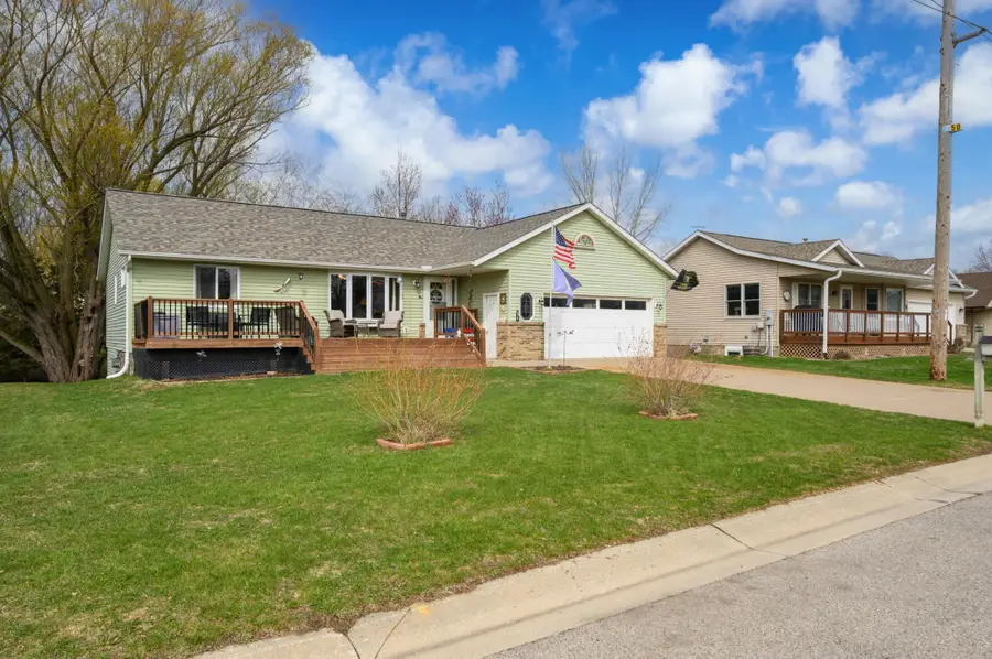 370 7th Street Sw, Plainview, MN 55964 - Image #2