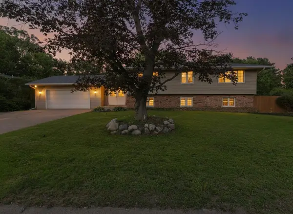 4340 Rustic Place, Shoreview, MN 55126