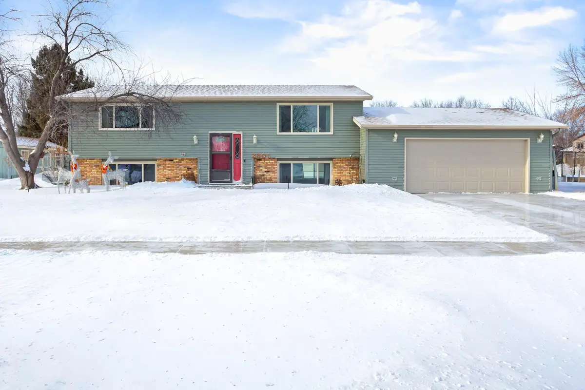 2801 22nd Street S, Fargo, ND 58103 - #1
