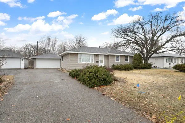 6030 7th Street Ne, Fridley, MN 55432