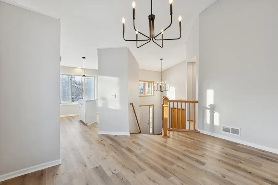 512 Frankfort Way, Waverly, MN 55390 - #3