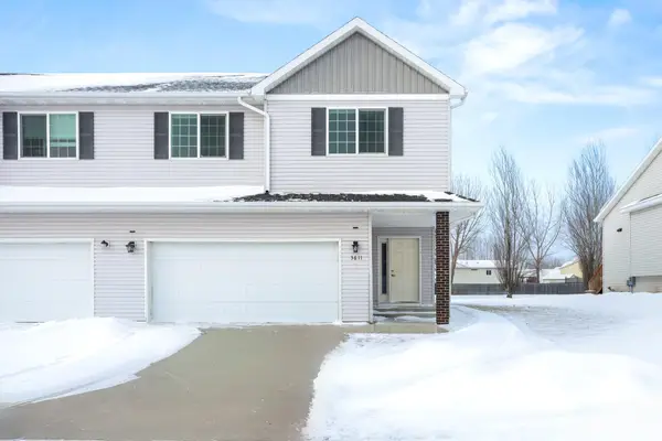 3611 15th Street S, Moorhead, MN 56560
