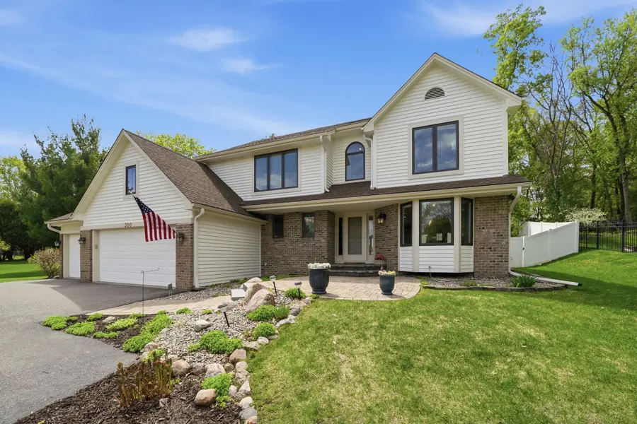 300 Trappers Pass, Chanhassen, MN 55317 - #3