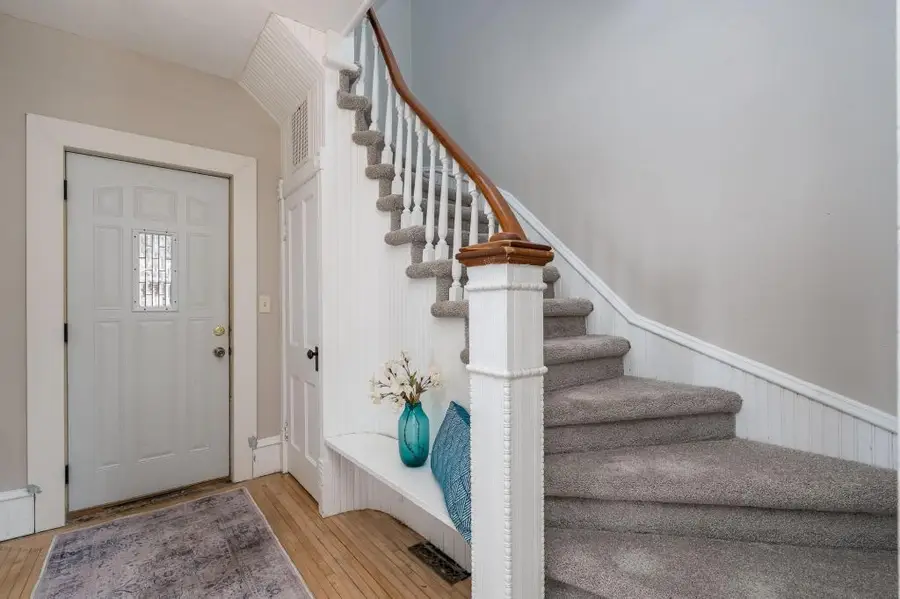 302 E Humphrey Street, Lake Crystal, MN 56055 - Image #2